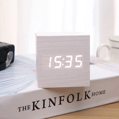 Minimalist Wooden LED Table Clock – Modern Alarm Clock with Voice Control & Temperature Display